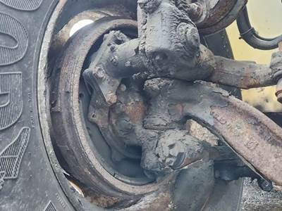 International DuraStar 4300 Right Spindle