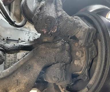 International HX520 Left Spindle