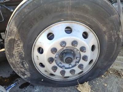 International LT625 Left Spindle