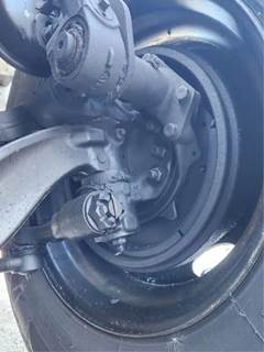 International MV607 Left Spindle