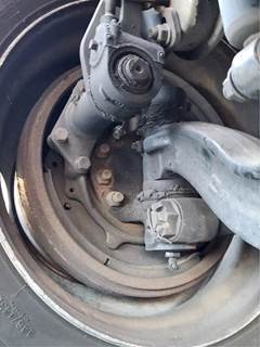 International MV607 Right Spindle