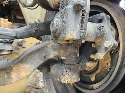 International MV607 Left Spindle