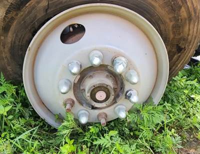 International Paystar 5900i Right Spindle