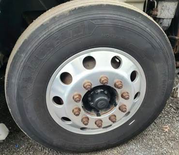 International ProStar Right Spindle