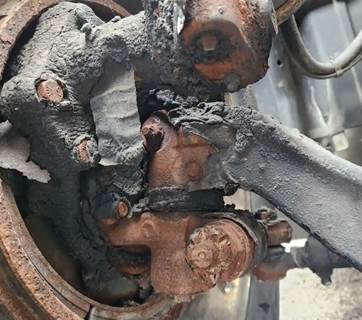 International ProStar Right Spindle