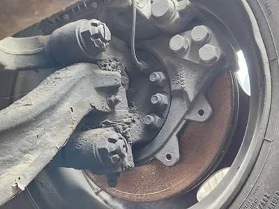 International RH613 Left Spindle