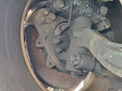 International RH613 Right Spindle