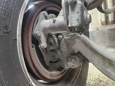 International TranStar 8600 Right Spindle