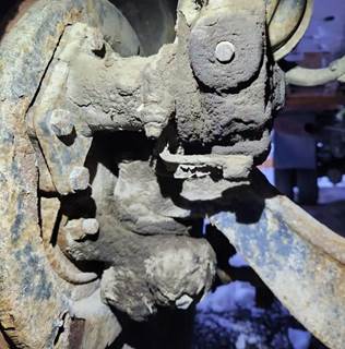 International WorkStar 7400 Right Spindle