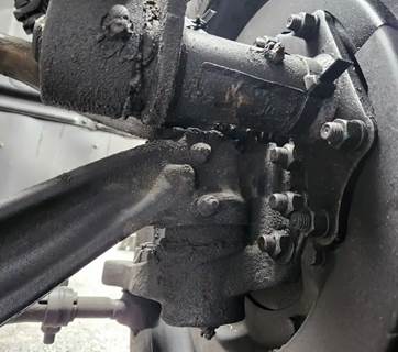 Isuzu FTR Left Spindle