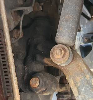 Isuzu NRR Right Spindle