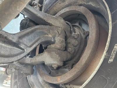 Kenworth K370 Left Spindle