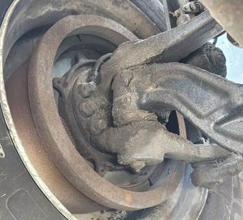 Kenworth K370 Right Spindle
