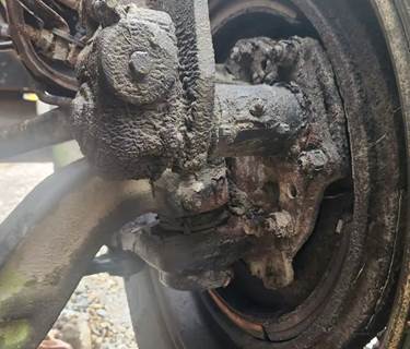 Kenworth T300 Left Spindle