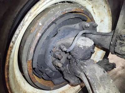 Kenworth T370 Right Spindle