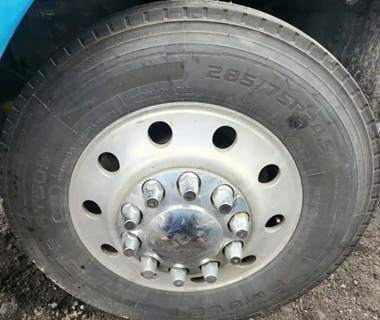 Kenworth T600 Left Spindle