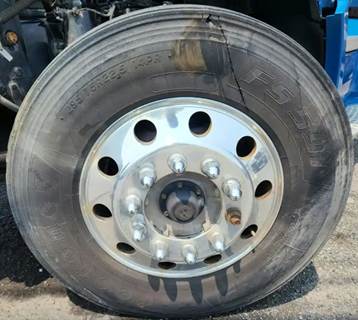 Kenworth T680 Right Spindle