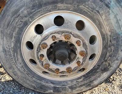 Kenworth T680 Right Spindle