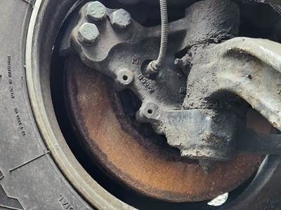 Kenworth T680 Right Spindle