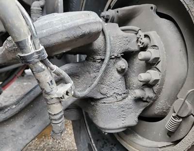 Kenworth T680 Left Spindle