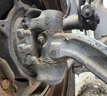 Kenworth T680 Right Spindle