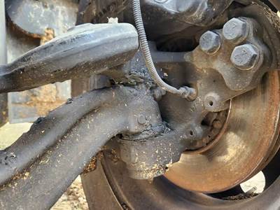 Kenworth T680 Left Spindle