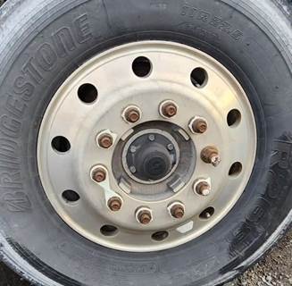 Kenworth T800 Right Spindle