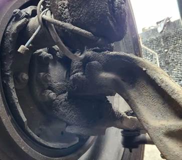 Kenworth T800 Right Spindle