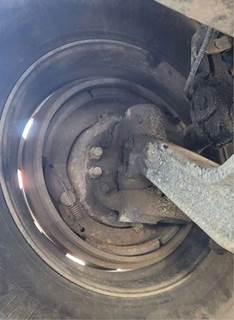 Kenworth T880 Right Spindle