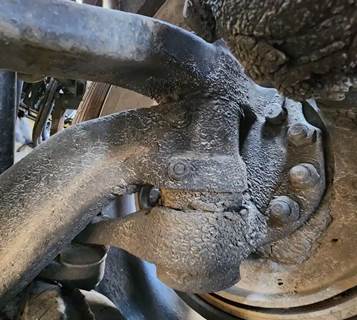 Kenworth W900 Left Spindle