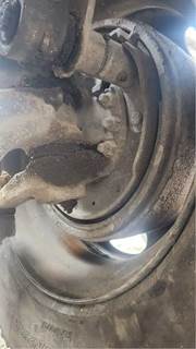 Kenworth W900 Left Spindle