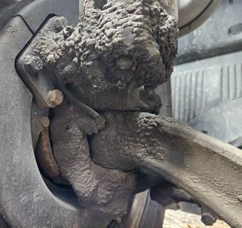 Mack Anthem Right Spindle