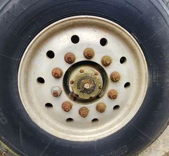 Mack RD688S Right Spindle