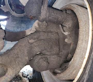 Peterbilt 320 Right Spindle