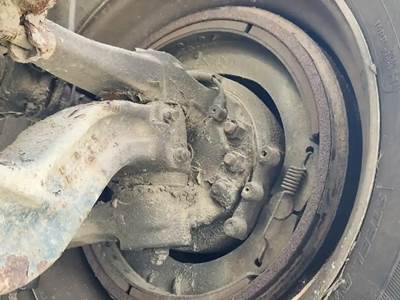 Peterbilt 335 Left Spindle