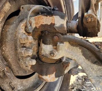 Peterbilt 365 Right Spindle