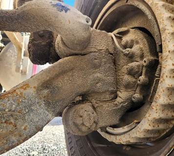 Peterbilt 367 Left Spindle