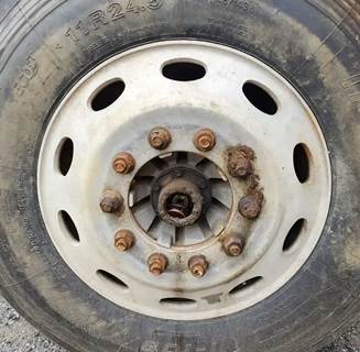 Peterbilt 379 Left Spindle