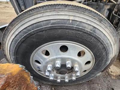 Peterbilt 379 Left Spindle