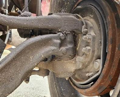 Peterbilt 385 Left Spindle