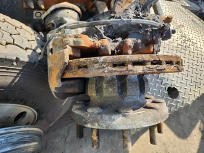 Peterbilt 389 Right Spindle