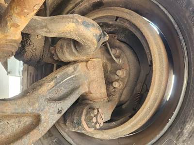 Peterbilt 389 Left Spindle