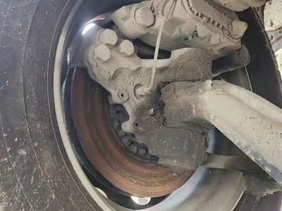 Peterbilt 567 Right Spindle