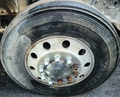 Peterbilt 579 Right Spindle