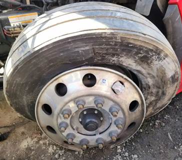 Peterbilt 579 Left Spindle