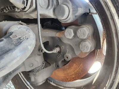 Peterbilt 579 Left Spindle