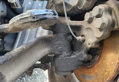 Peterbilt 579 Left Spindle