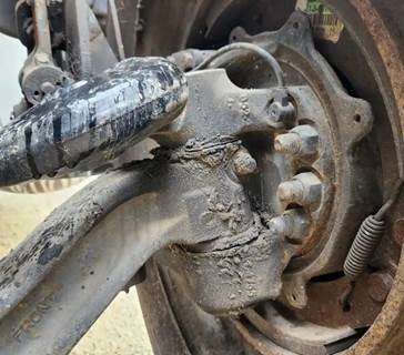 Peterbilt 579 Left Spindle