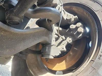Peterbilt 579 Left Spindle