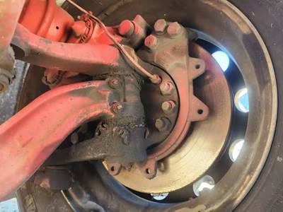 Peterbilt 579 Left Spindle